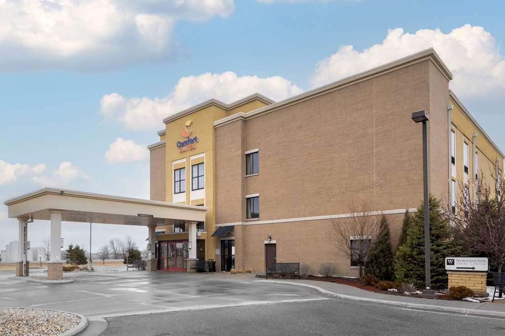 คอมฟอร์ต สวีท แอนด์ คอนเฟอเรนซ์ เซ็นเตอร์ Hotel Worthington ภายนอก รูปภาพ