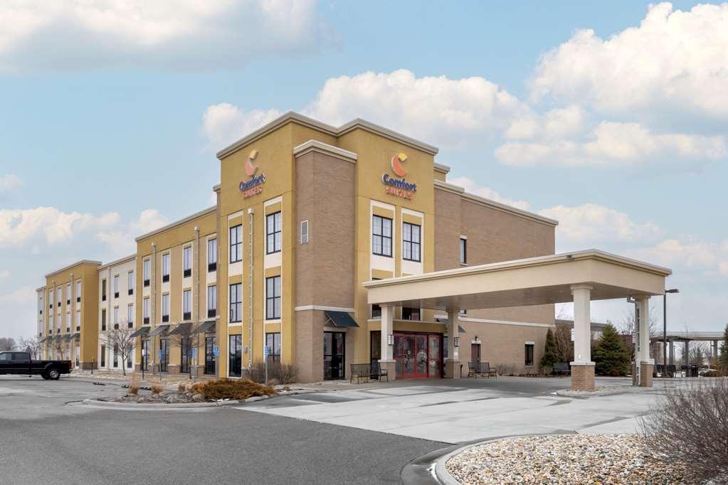 คอมฟอร์ต สวีท แอนด์ คอนเฟอเรนซ์ เซ็นเตอร์ Hotel Worthington ภายนอก รูปภาพ