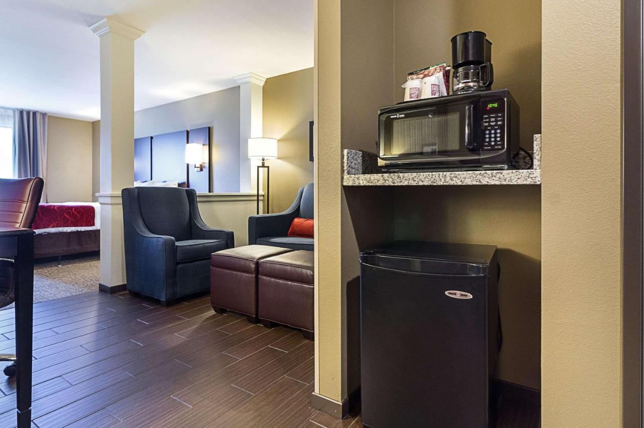 คอมฟอร์ต สวีท แอนด์ คอนเฟอเรนซ์ เซ็นเตอร์ Hotel Worthington ภายนอก รูปภาพ